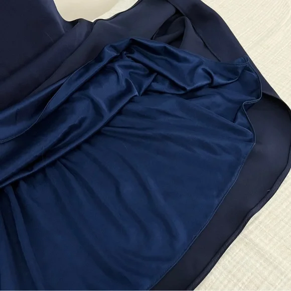 Sumptuous Navy Blue Embellished Evening Gown size 0 - Picture 9 of 16